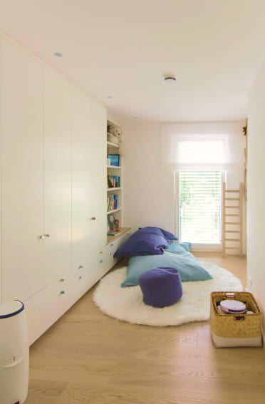Kinderzimmer mit individuellen Möbeln